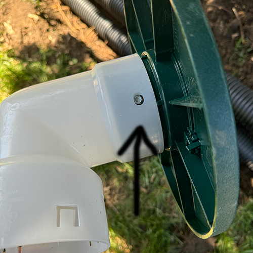 Connecting elbow to pop-up emitter